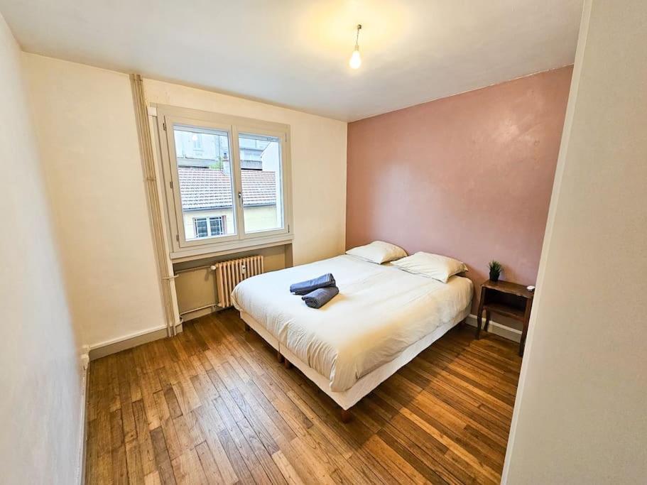 Le Bergson 3 Chambres Stationnement Gratuit แซงต์-เอเตียน ภายนอก รูปภาพ