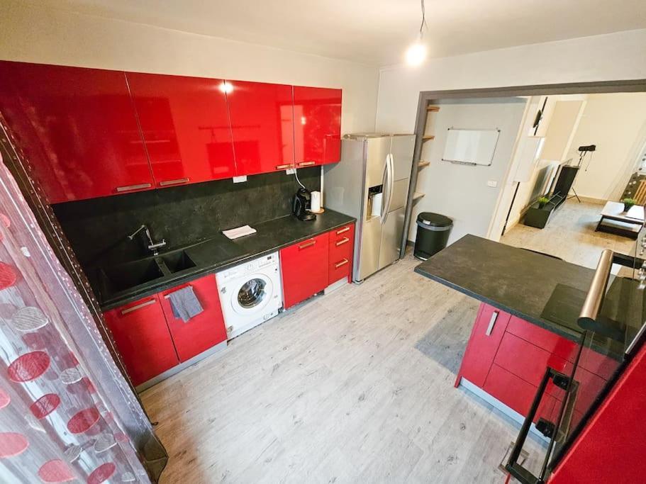 Le Bergson 3 Chambres Stationnement Gratuit แซงต์-เอเตียน ภายนอก รูปภาพ